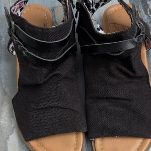 Blowfish Dark Gray Strappy Sandals